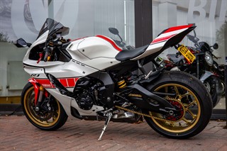 Used Yamaha R1 from Optimum Bikes