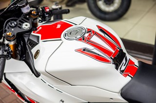 Used Yamaha YZF-R1 from Optimum Bikes