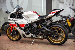 Used Yamaha YZF-R1 from Optimum Bikes