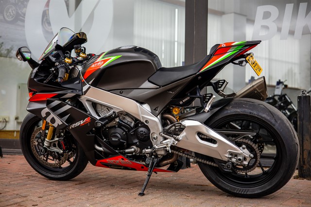 Used Aprilia RSV4