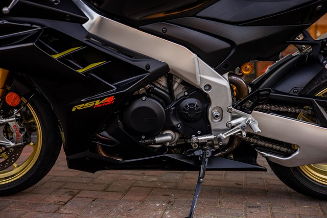Used Aprilia RSV4