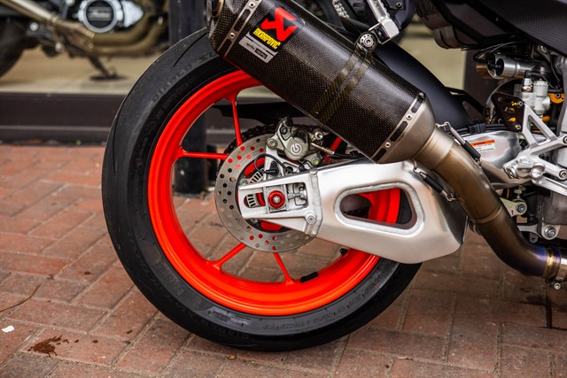 Used Aprilia Tuono 1100 V4