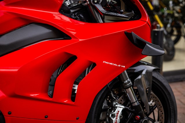 Used Ducati Panigale V4