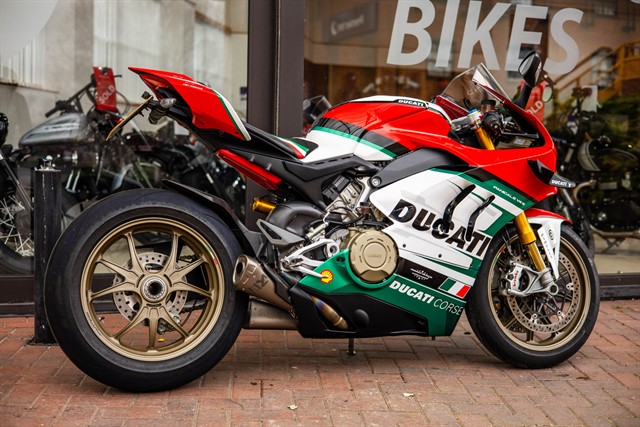 Used Ducati Panigale V4S