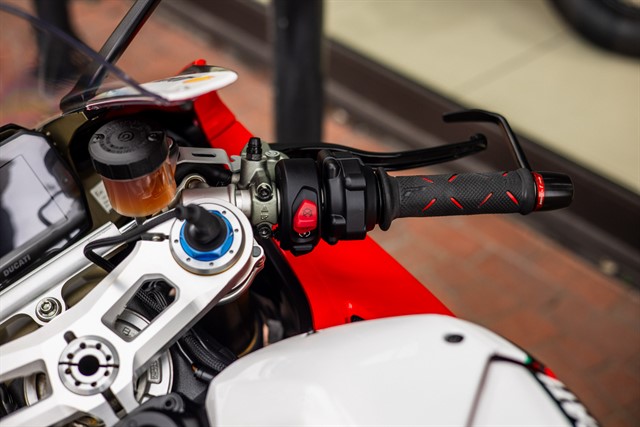 Used Ducati Panigale V4S