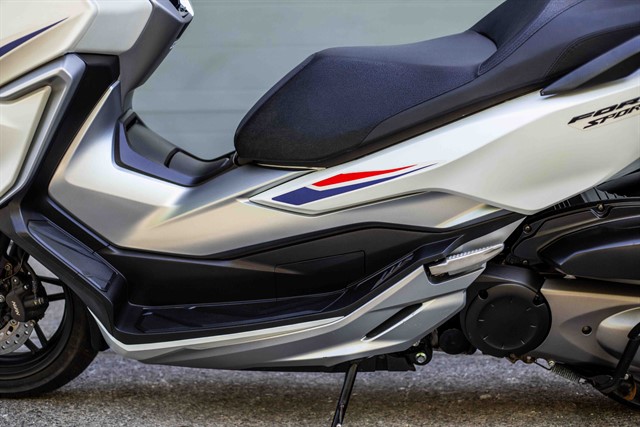 Used Honda NSS300 Forza