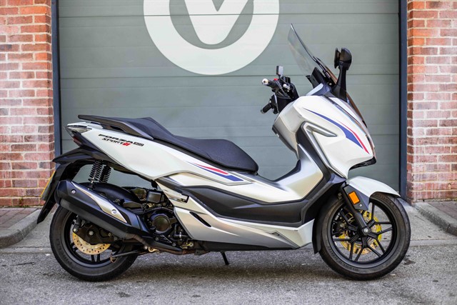 Used Honda NSS300 Forza
