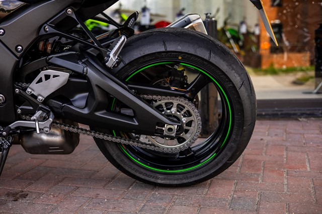 Used Kawasaki Ninja ZX-10R
