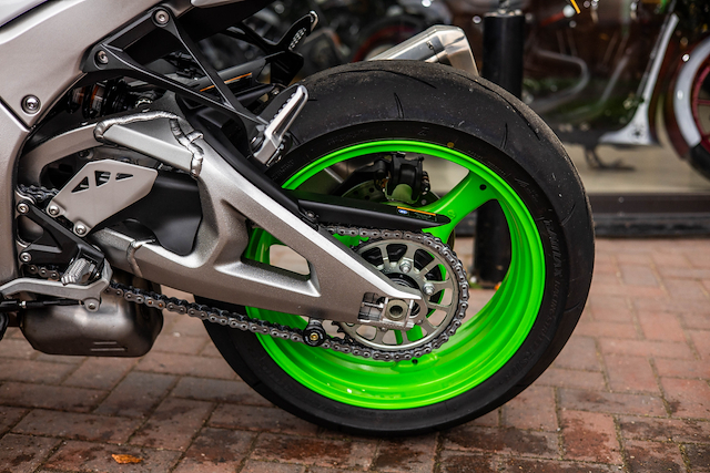 Used Kawasaki ZX-10R 40TH ANNIVERSARY ! SUPER LOW MILES ! STUNNING