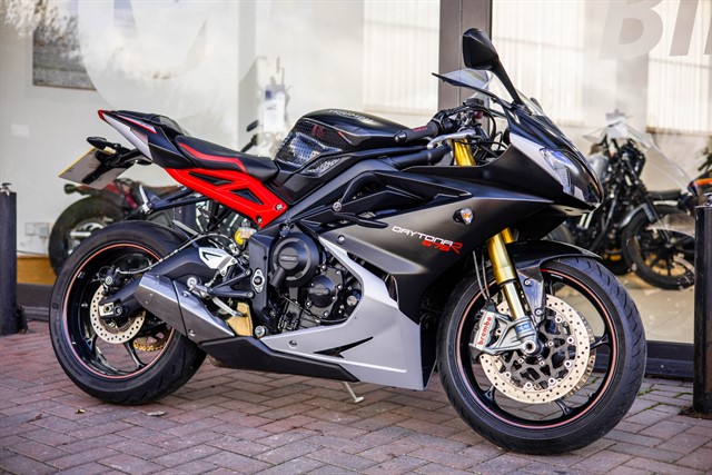 Used Triumph Daytona 675