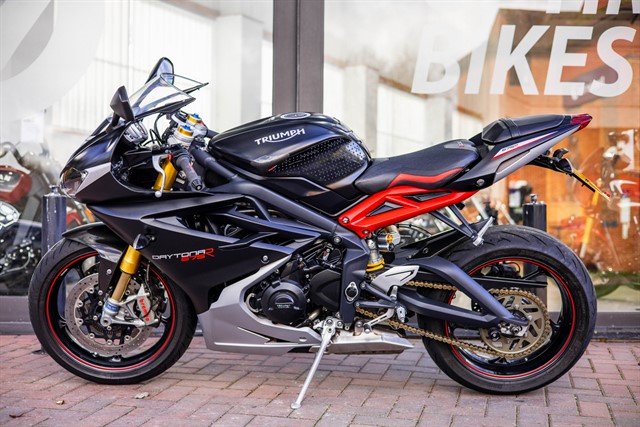 Used Triumph Daytona 675