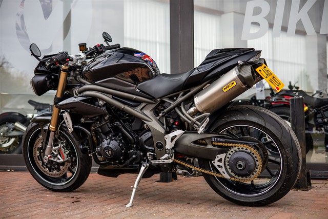 Used Triumph Speed Triple 1050