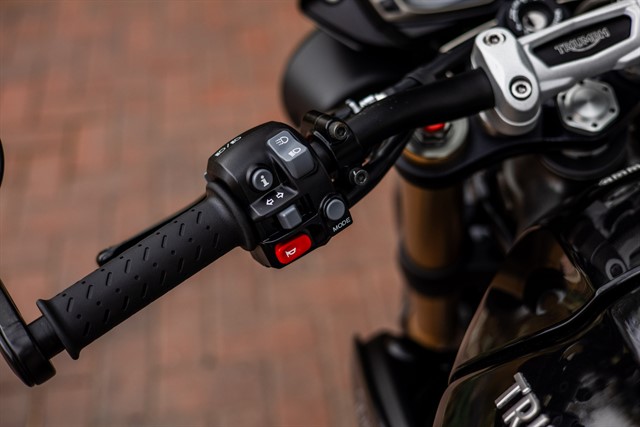 Used Triumph Speed Triple 1050