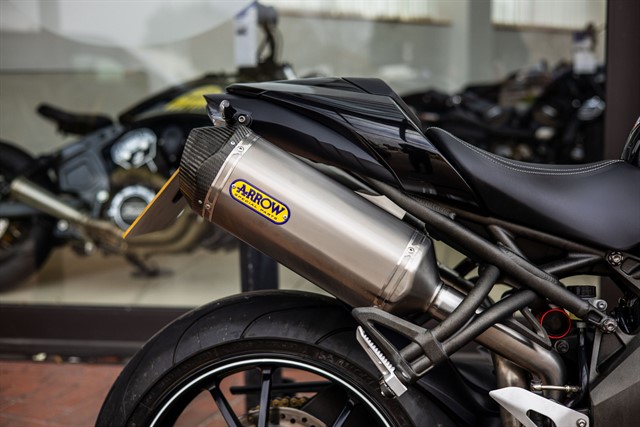 Used Triumph Speed Triple 1050
