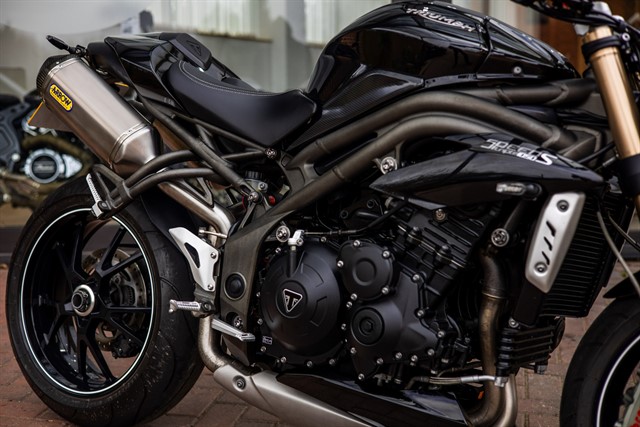 Used Triumph Speed Triple 1050
