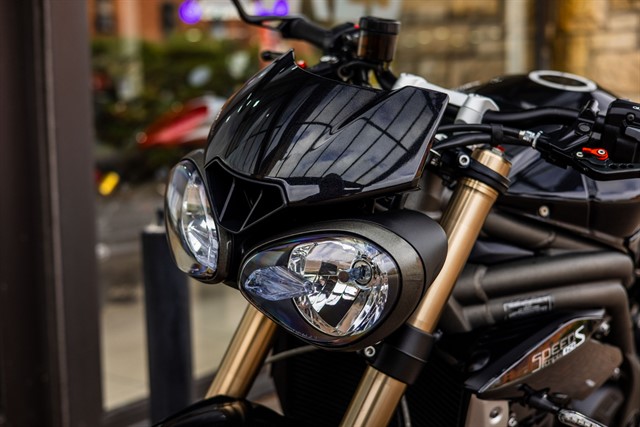 Used Triumph Speed Triple 1050