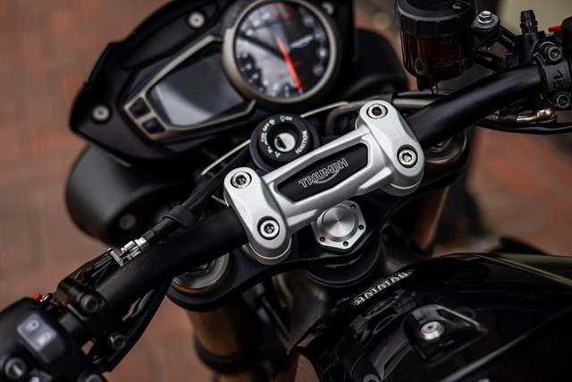 Used Triumph Speed Triple 1050