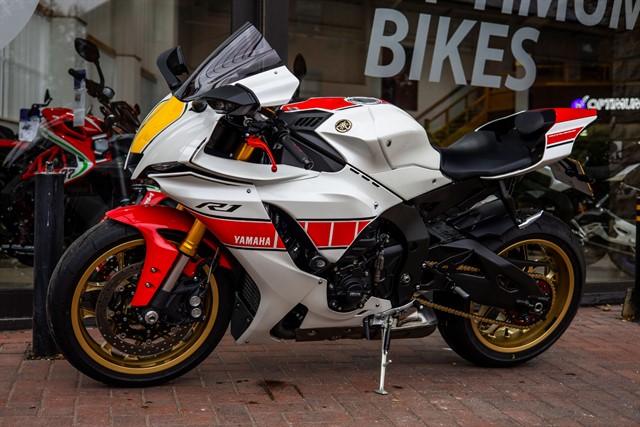 Used Yamaha R1