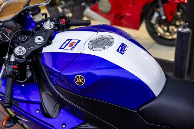 Used Yamaha R1