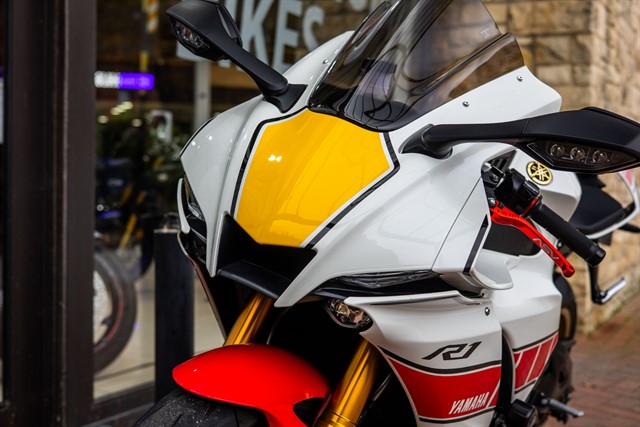 Used Yamaha R1