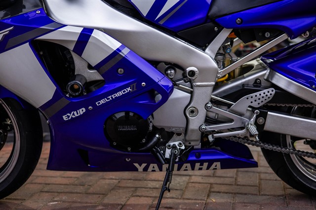 Used Yamaha YZF-R1