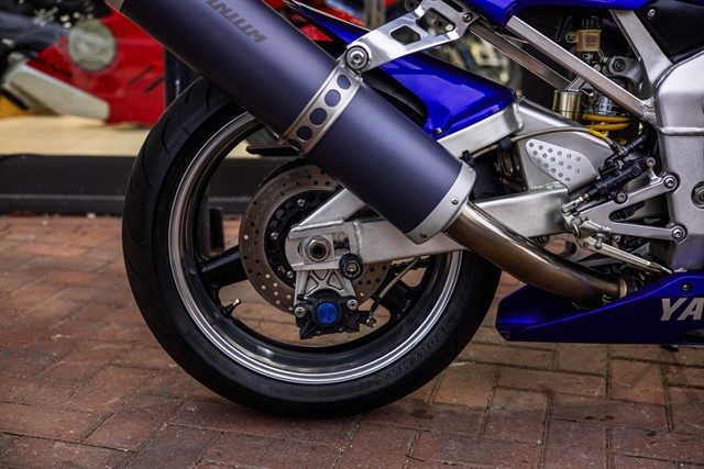 Used Yamaha YZF-R1