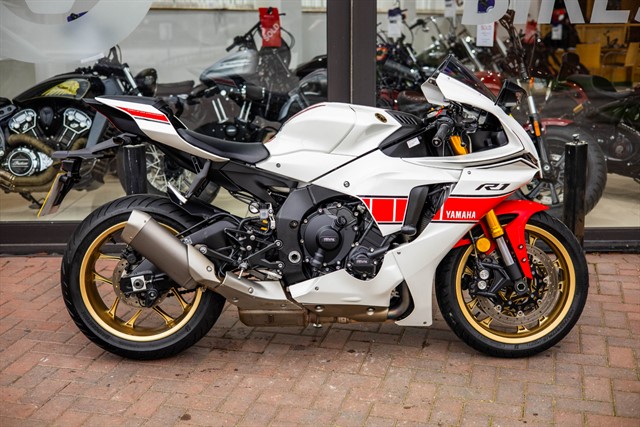 Used Yamaha YZF-R1