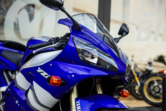 Used Yamaha YZF-R1