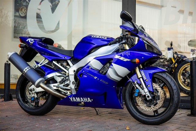Used Yamaha YZF-R1