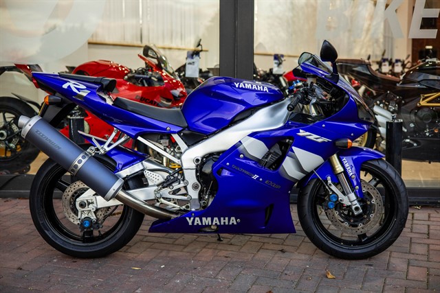 Used Yamaha YZF-R1
