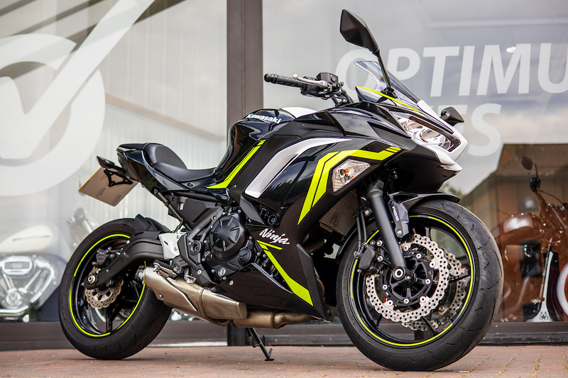 Used Kawasaki Ninja 650 SUPER LOW MILES ! STUNNING ! for sale in