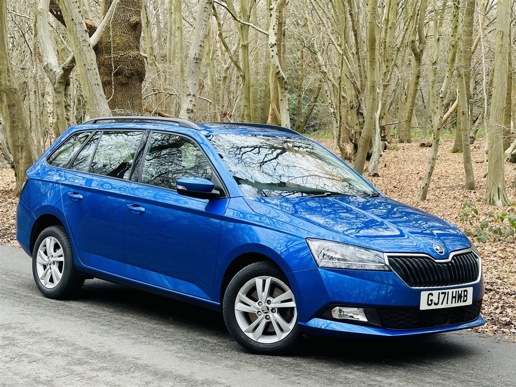 skoda fabia petrol