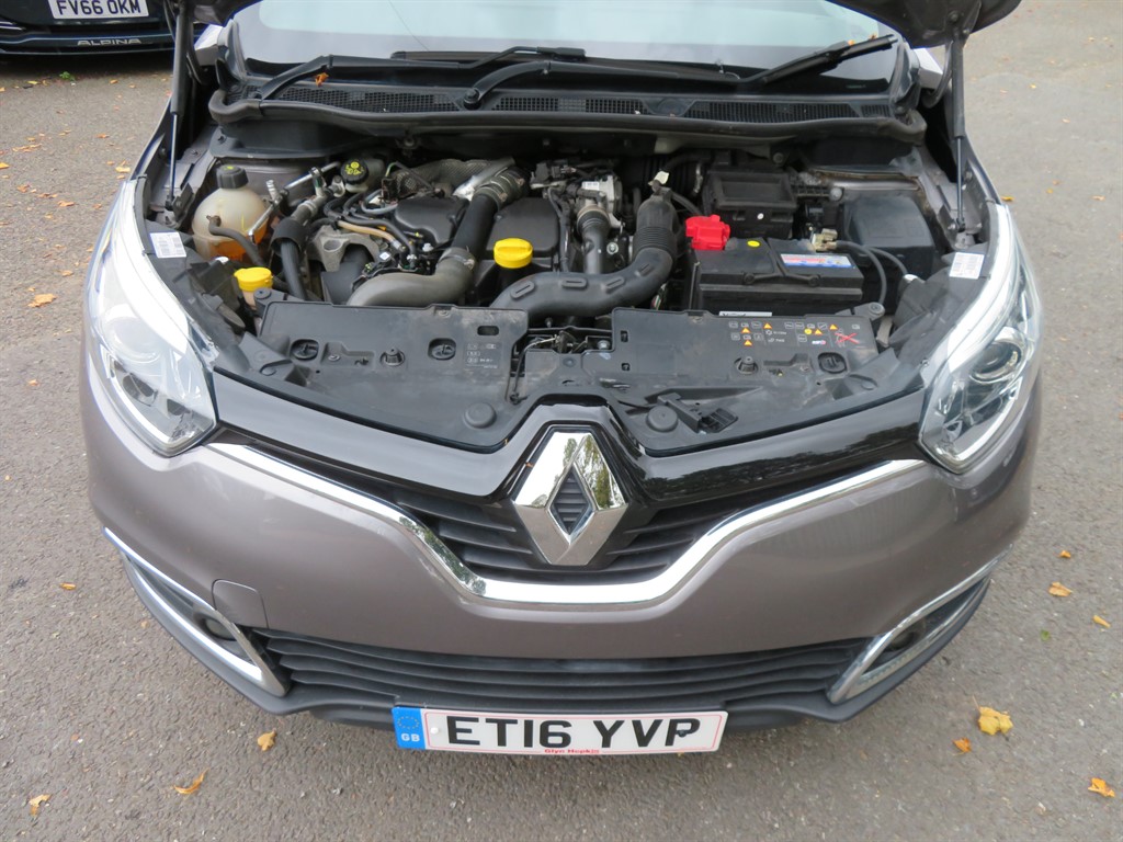 Renault Captur, Calibre Car Sales