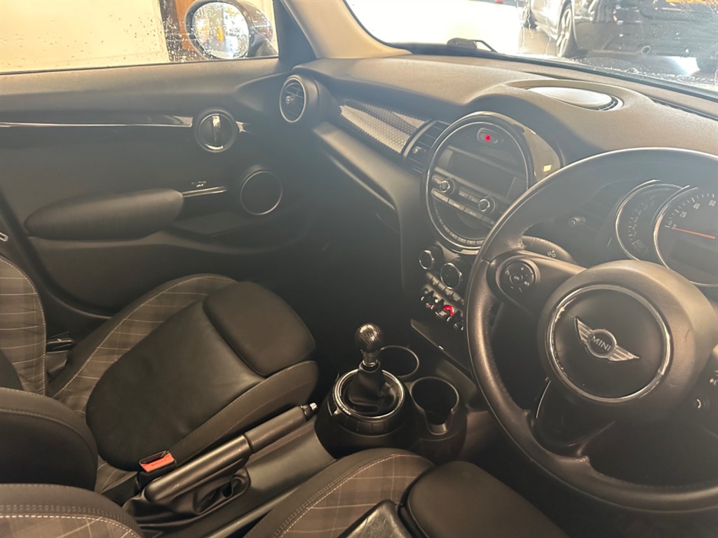 MINI Cooper S Cheshire Trade Centre Cheshire