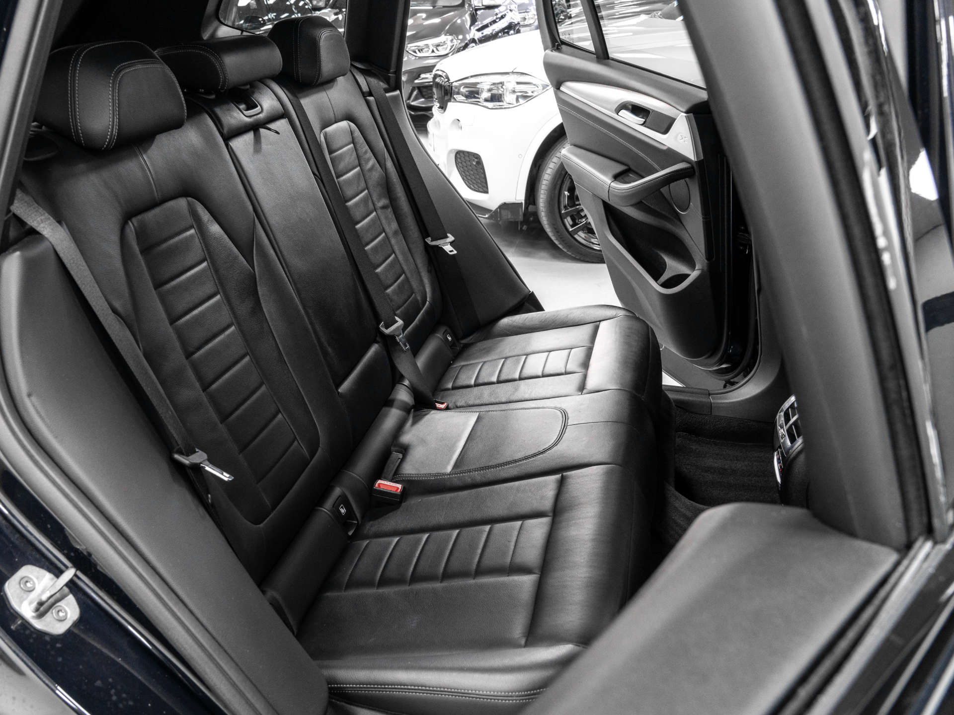 2019 BMW X3 thumbnail 23