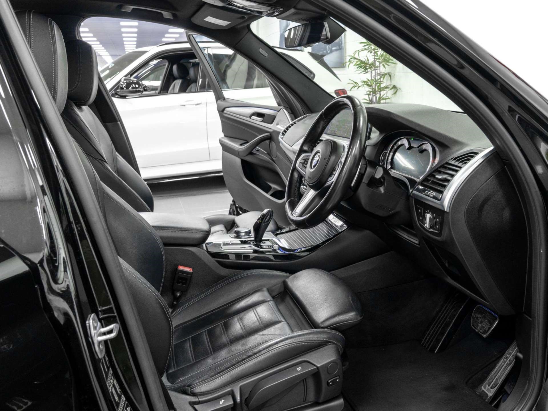 2018 BMW X3 thumbnail 15