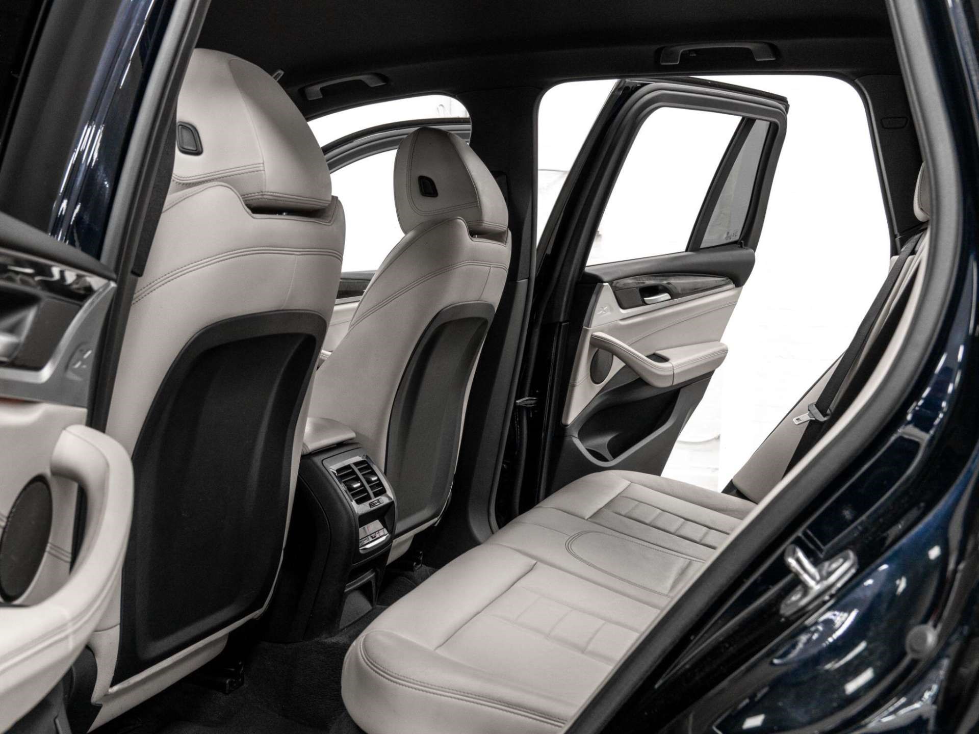 2019 BMW X3 thumbnail 24