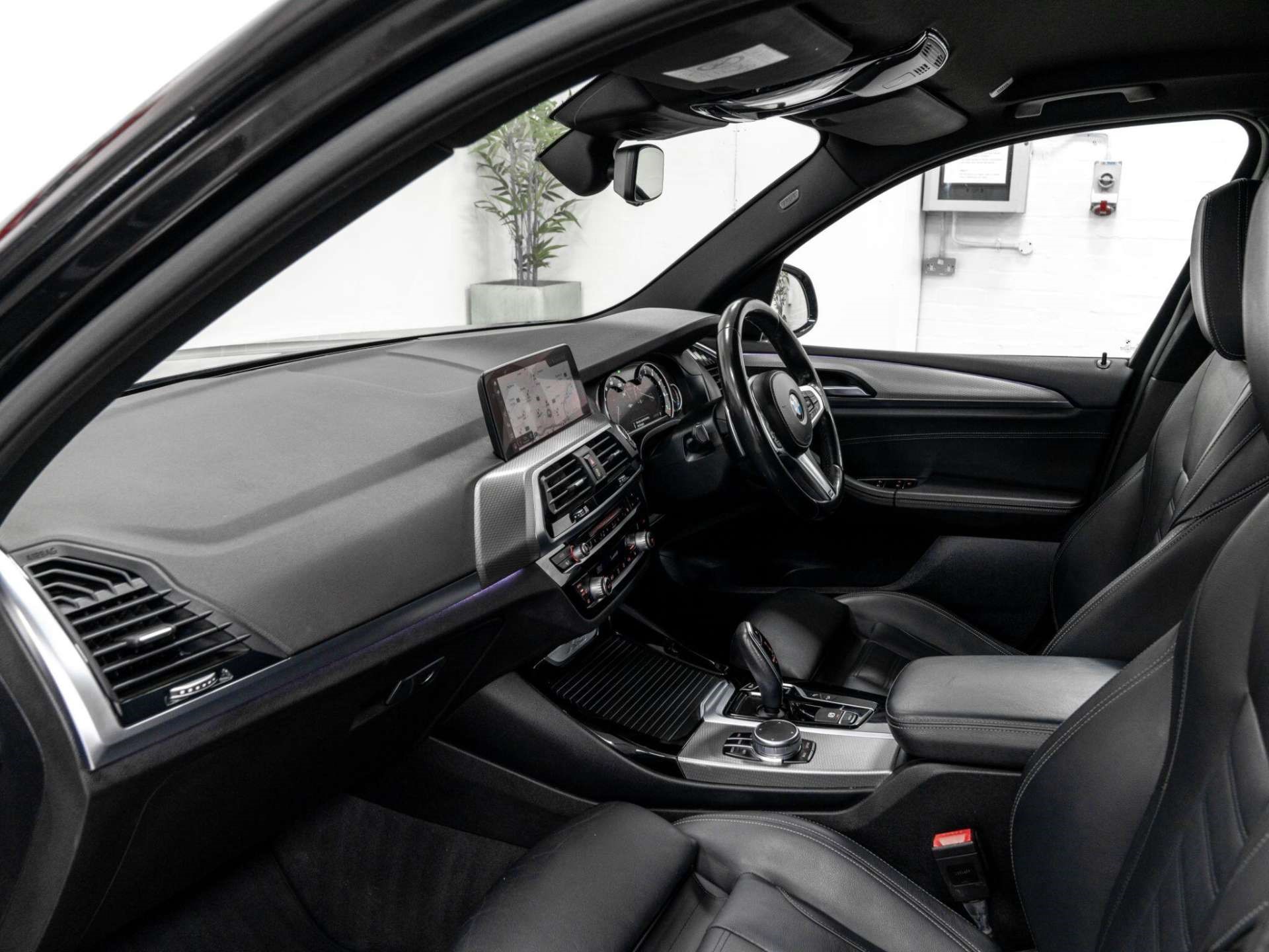 2018 BMW X3 thumbnail 17