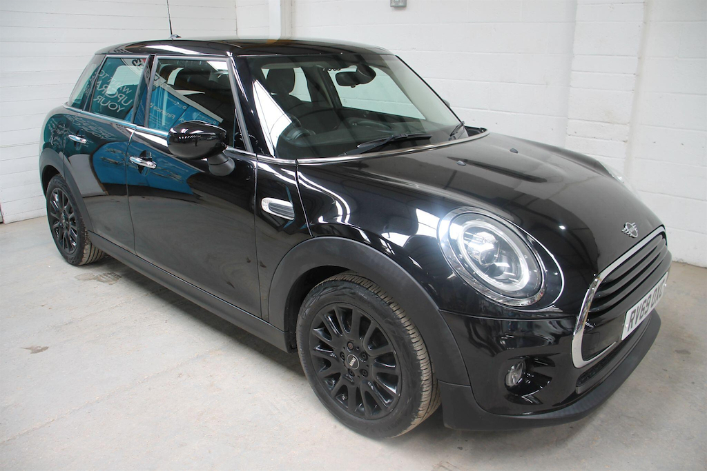 2019 MINI Hatch