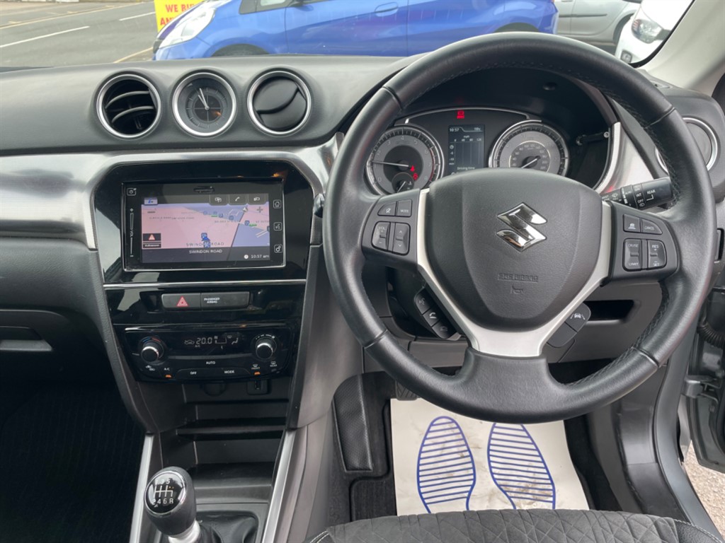Suzuki Vitara Interior, Technology and Practicality