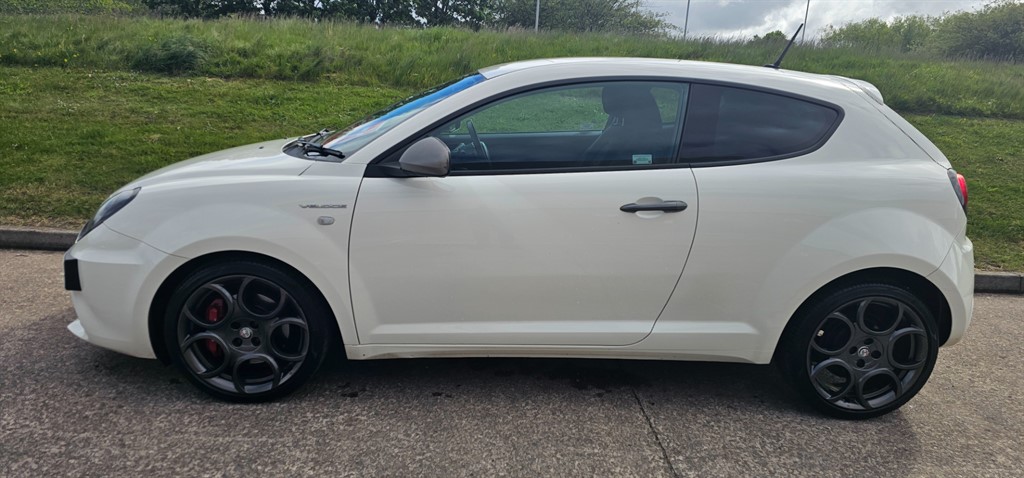 2017 Alfa Romeo Mito