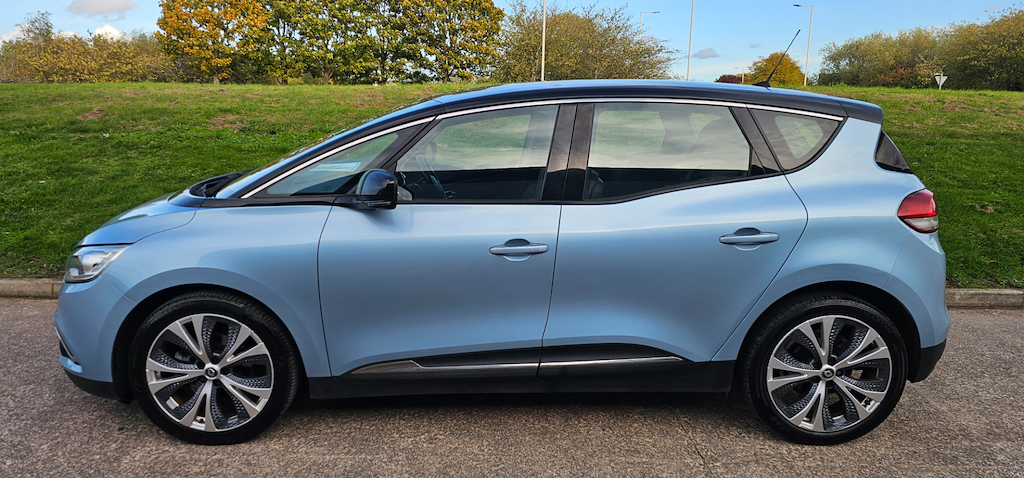 2017 Renault Scenic