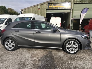 Mercedes A180d