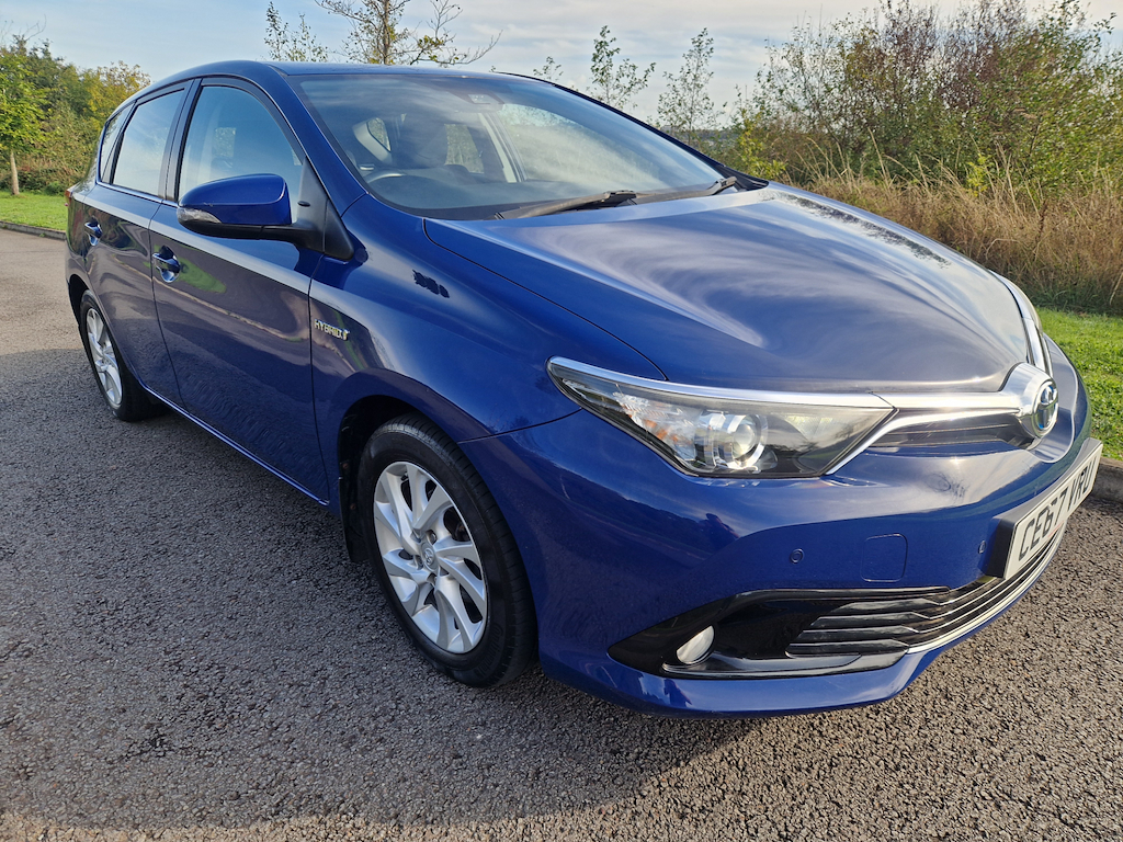 2017 Toyota Auris