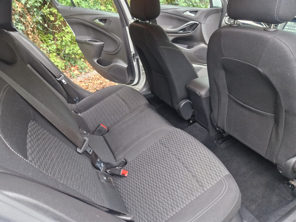 2017 17 VAUXHALL ASTRA