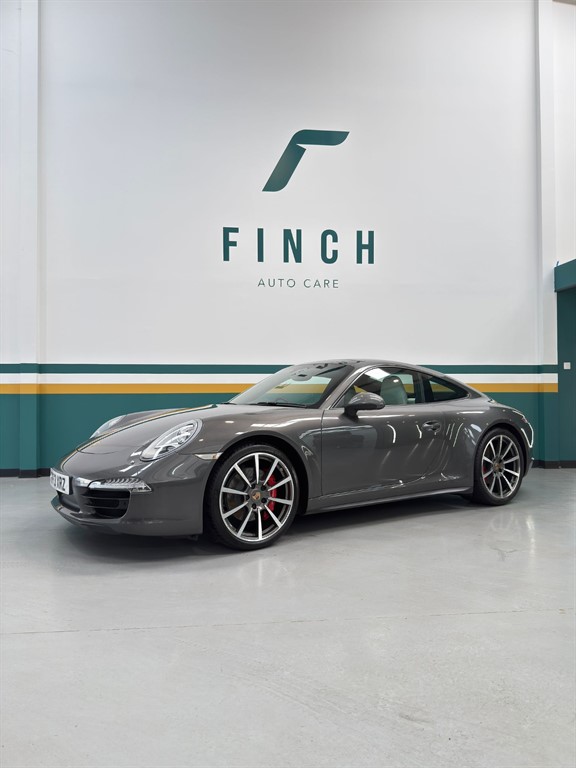 2013 Porsche 911 CARRERA 4S P...
