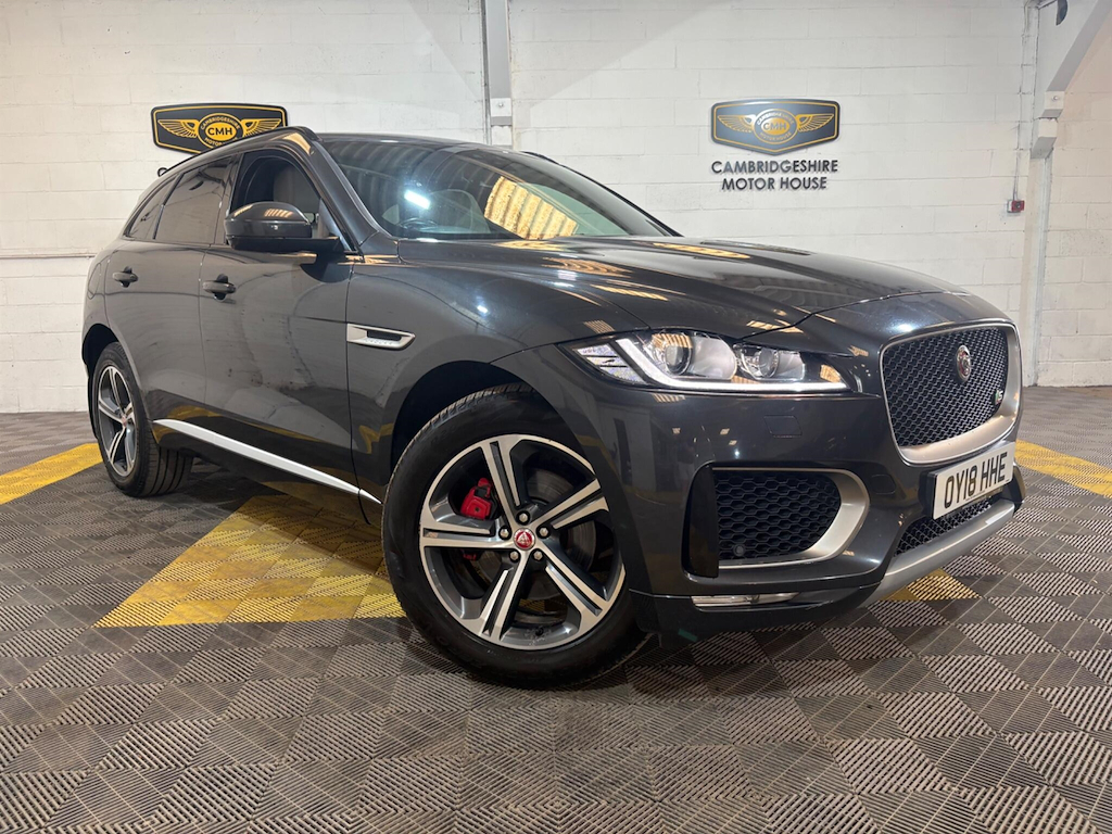 Jaguar F-Pace