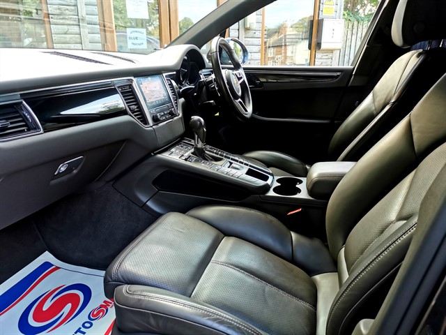 Used Porsche Macan