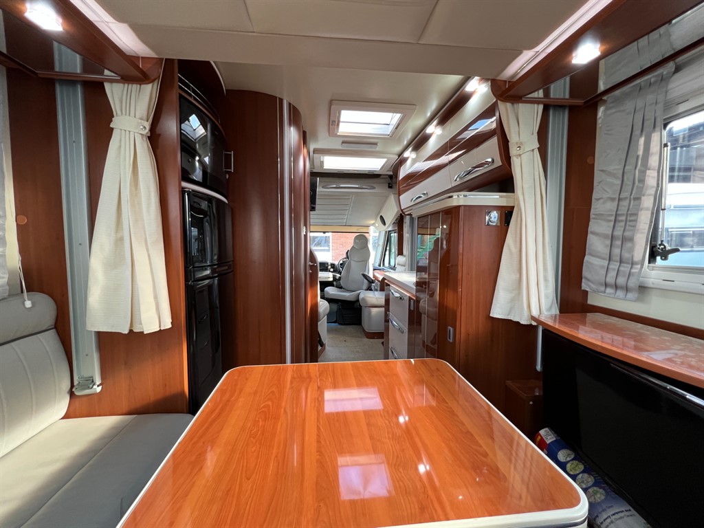 mobilvetta k yacht for sale uk