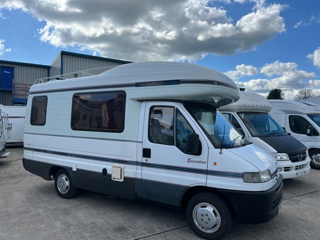 Used Peugeot Boxer 320 M CC for sale in Northwich, Cheshire